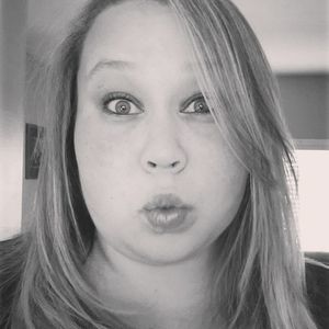 Meet your Posher, Bobbie